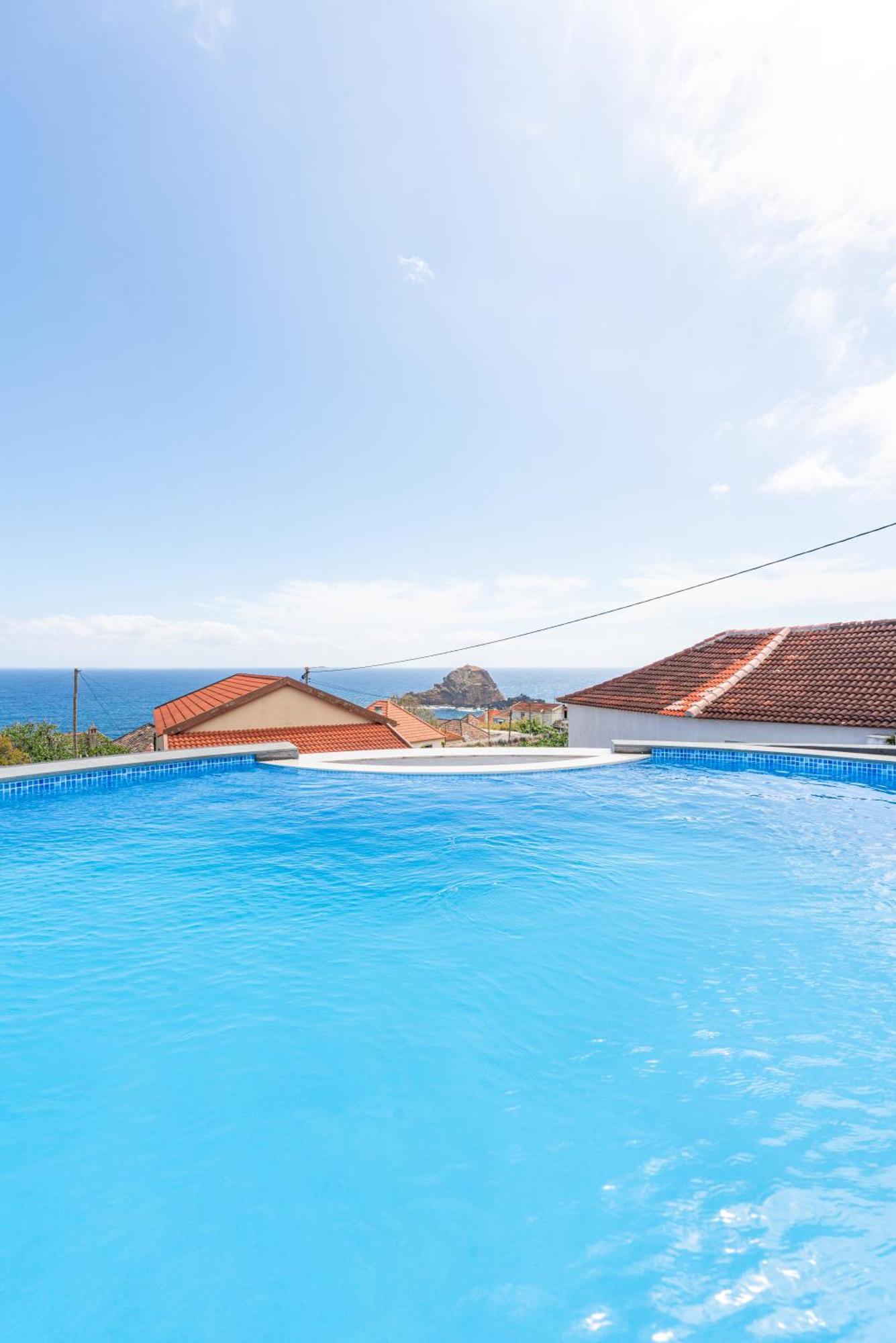 Lighthouse View- Pool Villa Porto Moniz Exterior foto